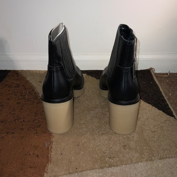 Dolce Vita H2O Waterproof Black Leather Booties – Size 8, New with Tags - Picture 7 of 10